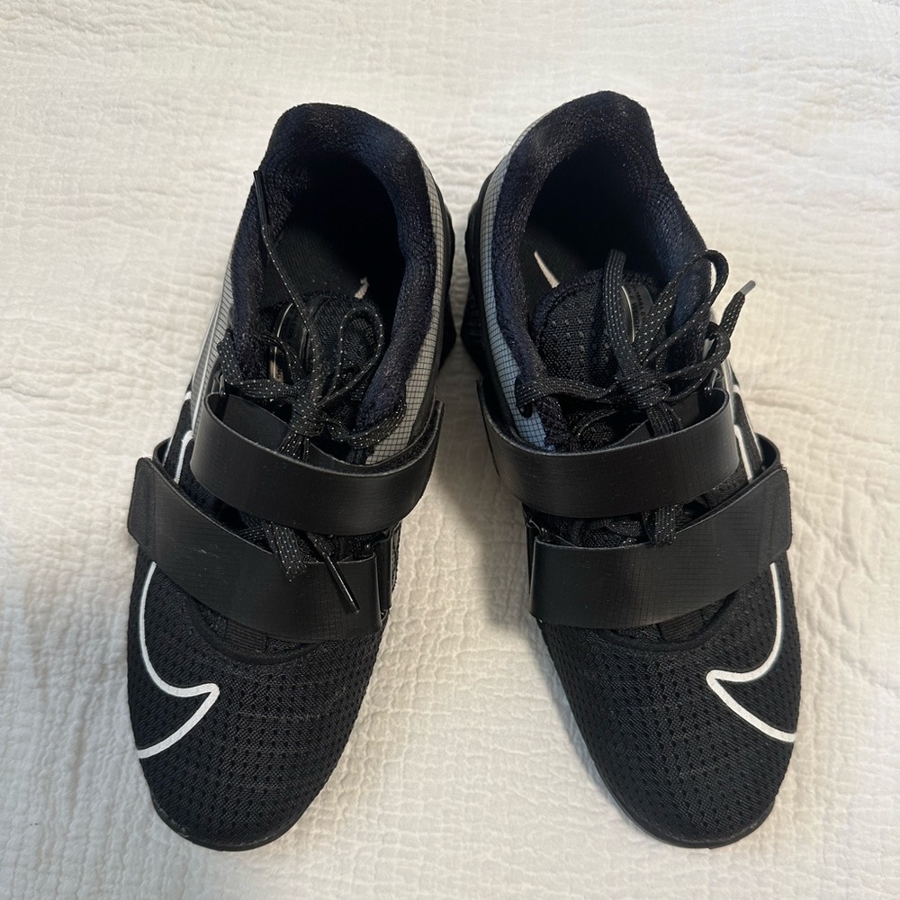 Nike Romaleos women’s sz 8.5/mens 7